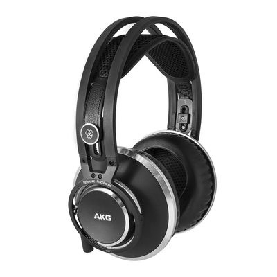 AKG K872