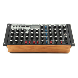 Minimoog Voyager Rack Mount Edition - Minimoog Voyager Rack Mount Edition