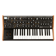 moog SUB 37