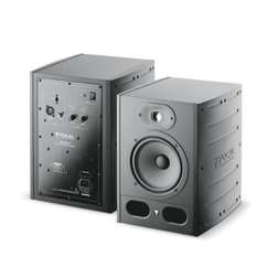 2x Alpha 65 + Focusrite Scarlett 2i2 2Gen + 2x Statywy + 2x Przewody 3m - 2x Alpha 65 + Focusrite Scarlett 2i2 2Gen + 2x Statywy + 2x Przewody 3m