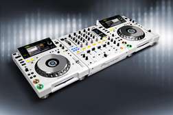 CDJ-2000 + DJM-900 LIMITED WHITE - CDJ-2000 + DJM-900 LIMITED WHITE