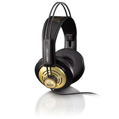 AKG K 121