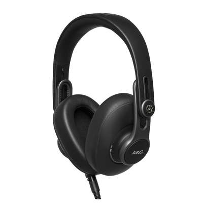 AKG K371