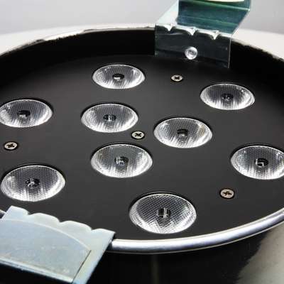 Cameo Light PAR 56 CAN - 9 x 3 W TRI Colour LED PAR Can RGB in polished housing