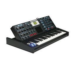 Minimoog Voyager Electric Blue - Minimoog Voyager Electric Blue