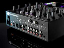 TRAKTOR KONTROL Z2 - TRAKTOR KONTROL Z2