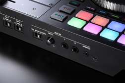 DJ-707M - DJ-707M
