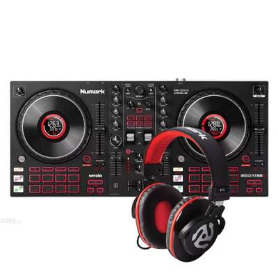 Numark Mixtrack Platinum FX + HF175