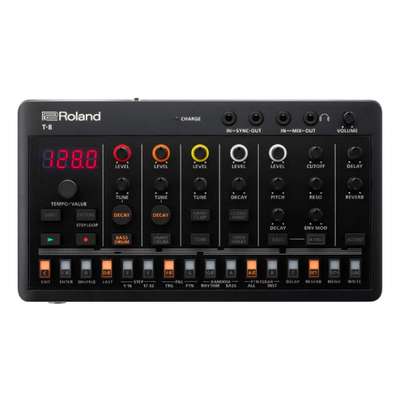 Roland T-8 BEAT MACHINE - SKYLARK